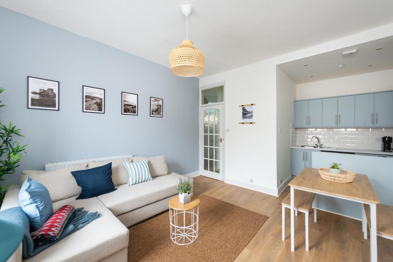 Lovely 1-Bedroom Apartment In เอดินบะระ ภายนอก รูปภาพ
