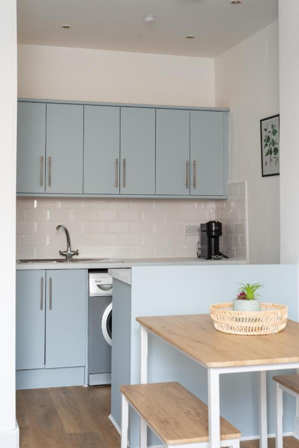Lovely 1-Bedroom Apartment In เอดินบะระ ภายนอก รูปภาพ