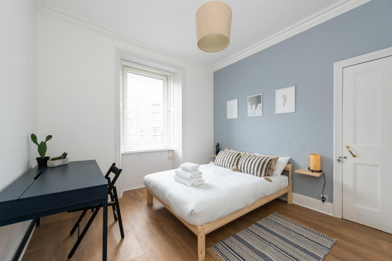 Lovely 1-Bedroom Apartment In เอดินบะระ ภายนอก รูปภาพ